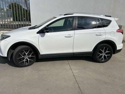 Bianco Usata 2017 Toyota RAV4 Style SUV | 16.500 € (Buon prezzo)