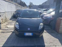 Nero Usata 2013 Fiat Punto Easy Tre volumi | 3500 € (Buon prezzo)