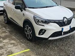 Usata 2021 Renault Captur SUV | 17.500 € (Buon prezzo)