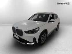 Alpin white pastello Usata 2024 BMW iX1 xLine SUV | 37.500 € (Buon prezzo)