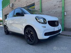 Bianco Usata 2015 Smart ForFour Passion Tre volumi | 7900 € (Buon prezzo)