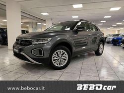 Multicolore Usata 2023 VW T-Roc R-line SUV | 21.900 € (Buon prezzo)