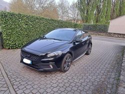 Usata 2013 Volvo V40 CC Summum Station wagon | 16.000 €