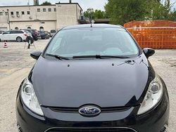 Nero Usata 2011 Ford Fiesta Due volumi | 4300 € (Buon prezzo)