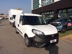 Bianco Usata 2022 Fiat Doblò Lounge Monovolume | 13.900 € (Ottimo prezzo)