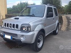 Grigio Usata 2005 Suzuki Jimny SUV | 10.200 € (Molto cara)