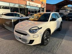 Bianco Usata 2024 Fiat 600 La Prima SUV | 25.900 € (Molto cara)