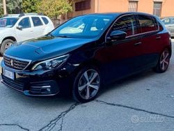 Nero Usata 2020 Peugeot 308 GT-line Tre volumi | 12.490 € (Buon prezzo)