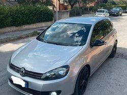 Grigio Usata 2011 VW Golf VI Due volumi | 7500 € (Buon prezzo)