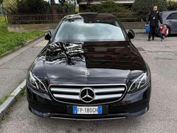 Nero Usata 2018 Mercedes E200 Premium Tre volumi | 21.500 € (Buon prezzo)