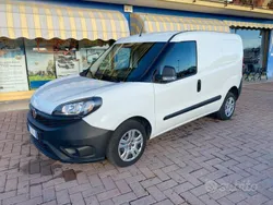 Bianco Usata 2022 Fiat Doblò Lounge Monovolume | 13.500 € (Ottimo prezzo)
