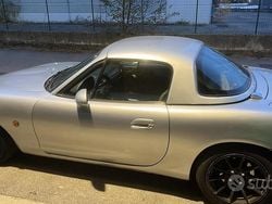 Grigio Usata 2001 Mazda MX5 Cabrio | 8500 €