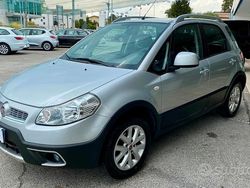 Grigio Usata 2011 Fiat Sedici Emotion SUV | 5350 € (Buon prezzo)