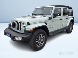 Verde metallizzato Usata 2023 Jeep Wrangler Unlimited Sahara SUV | 54.500 € (Buon prezzo)