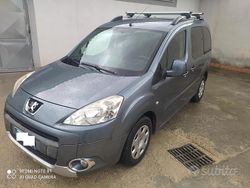 Blu Usata 2012 Peugeot Partner Tepee Active Monovolume | 5500 € (Ottimo prezzo)