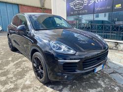 Nero Usata 2016 Porsche Cayenne SUV | 25.900 €