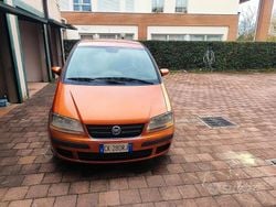 Usata 2004 Fiat Idea Monovolume | 1400 €