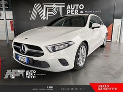 Bianco Usata 2020 Mercedes A180 Tre volumi | 21.500 € (Buon prezzo)