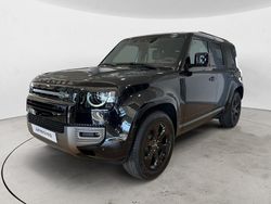 Santorini black Usata 2024 Land Rover Defender SE Dynamic SUV | 83.000 € (Molto cara)
