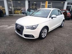 Bianco Usata 2012 Audi A1 Attraction Tre volumi | 9500 € (Buon prezzo)