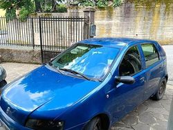 Blu Usata 2002 Fiat Punto Due volumi | 1900 € (Buon prezzo)