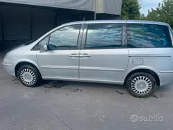Usata 2004 Lancia Phedra Monovolume | 1700 € (Buon prezzo)
