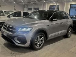 Grigio Usata 2023 VW T-Roc R-line SUV | 24.900 € (Buon prezzo)