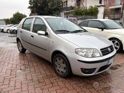 Grigio Usata 2007 Fiat Punto Classica Tre volumi | 1890 € (Buon prezzo)