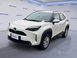 Grigio scuro Usata 2025 Toyota Yaris Cross Active SUV | 23.490 € (Buon prezzo)