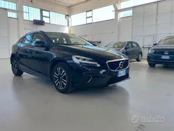 Nero Usata 2019 Volvo V40 CC Business Edition Station wagon | 15.500 € (Cara)