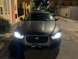 Grigio Usata 2016 Jaguar XE Portfolio Tre volumi | 8500 € (Super prezzo)