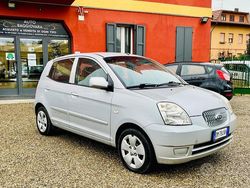 Grigio Usata 2008 Kia Picanto Due volumi | 1600 € (Buon prezzo)
