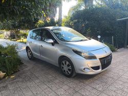 Grigio Usata 2010 Renault Scénic III XMOD Monovolume | 2200 € (Molto cara)