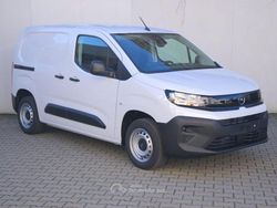 Bianco(met.) Nuova 2025 Opel Combo S Monovolume | 19.900 € (Ottimo prezzo)
