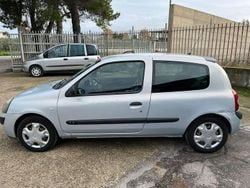 Other Usata 2003 Renault Clio II Authentique Tre volumi | 799 € (Super prezzo)