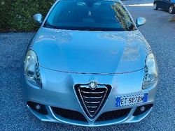Grigio Usata 2013 Alfa Romeo Giulietta Due volumi | 5300 € (Buon prezzo)