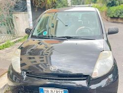 Nero Usata 2006 Daihatsu Sirion Due volumi | 1500 € (Buon prezzo)
