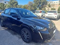Nero Usata 2022 Peugeot 208 Due volumi | 12.700 € (Buon prezzo)