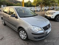 Grigio Usata 2007 VW Polo Trendline Tre volumi | 3900 € (Buon prezzo)