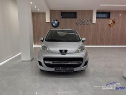 Grigio Usata 2009 Peugeot 107 Due volumi | 4390 € (Buon prezzo)