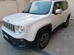 Usata 2015 Jeep Renegade SUV | 10.400 €