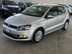 Argento Usata 2014 VW Polo Comfortline Tre volumi | 5800 € (Ottimo prezzo)