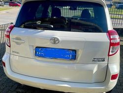 Usata 2010 Toyota RAV4 SUV | 7800 € (Buon prezzo)