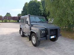 Grigio Usata 2014 Land Rover Defender SUV | 55.000 € (Molto cara)