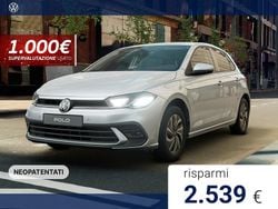 Reflex silver metallizzato Nuova 2025 VW Polo Edition Tre volumi | 25.400 € (Buon prezzo)