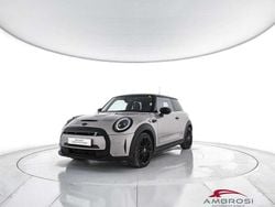 Grigio Usata 2021 Mini Cooper SE Due volumi | 14.949 € (Ottimo prezzo)