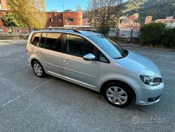Grigio Usata 2012 VW Touran Monovolume | 10.500 €