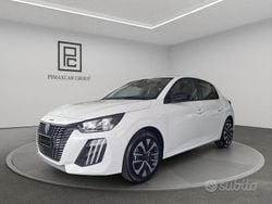 Bianco Nuova 2025 Peugeot 208 Style Due volumi | 20.500 € (Buon prezzo)