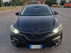 Usata 2019 Renault Mégane IV Tre volumi | 14.000 € (Buon prezzo)