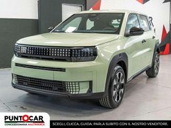 Verde Nuova 2025 Fiat Grande Panda Icon Due volumi | 15.490 € (Super prezzo)